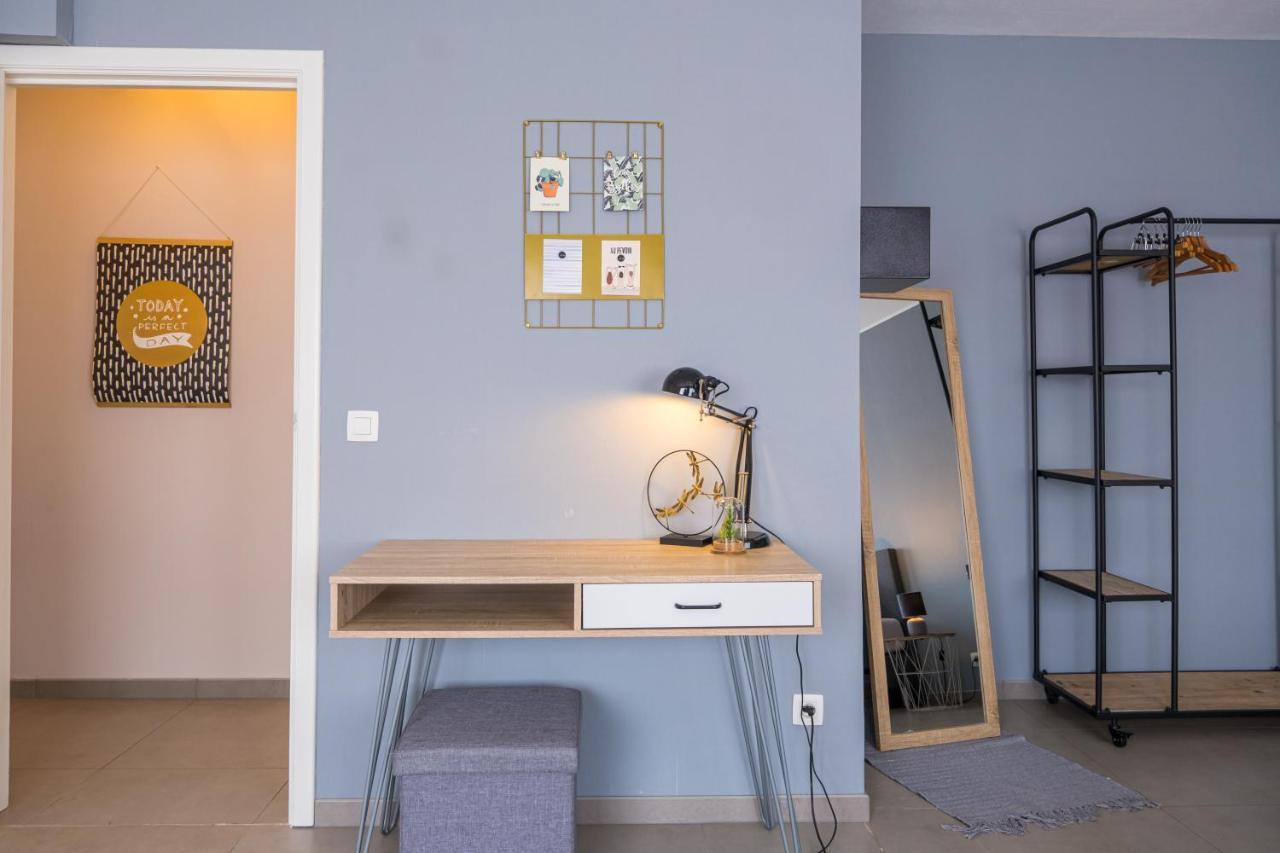 Family Appartement 'Marieo' With Game Room And Outdoor Facilities Gistel Exteriör bild