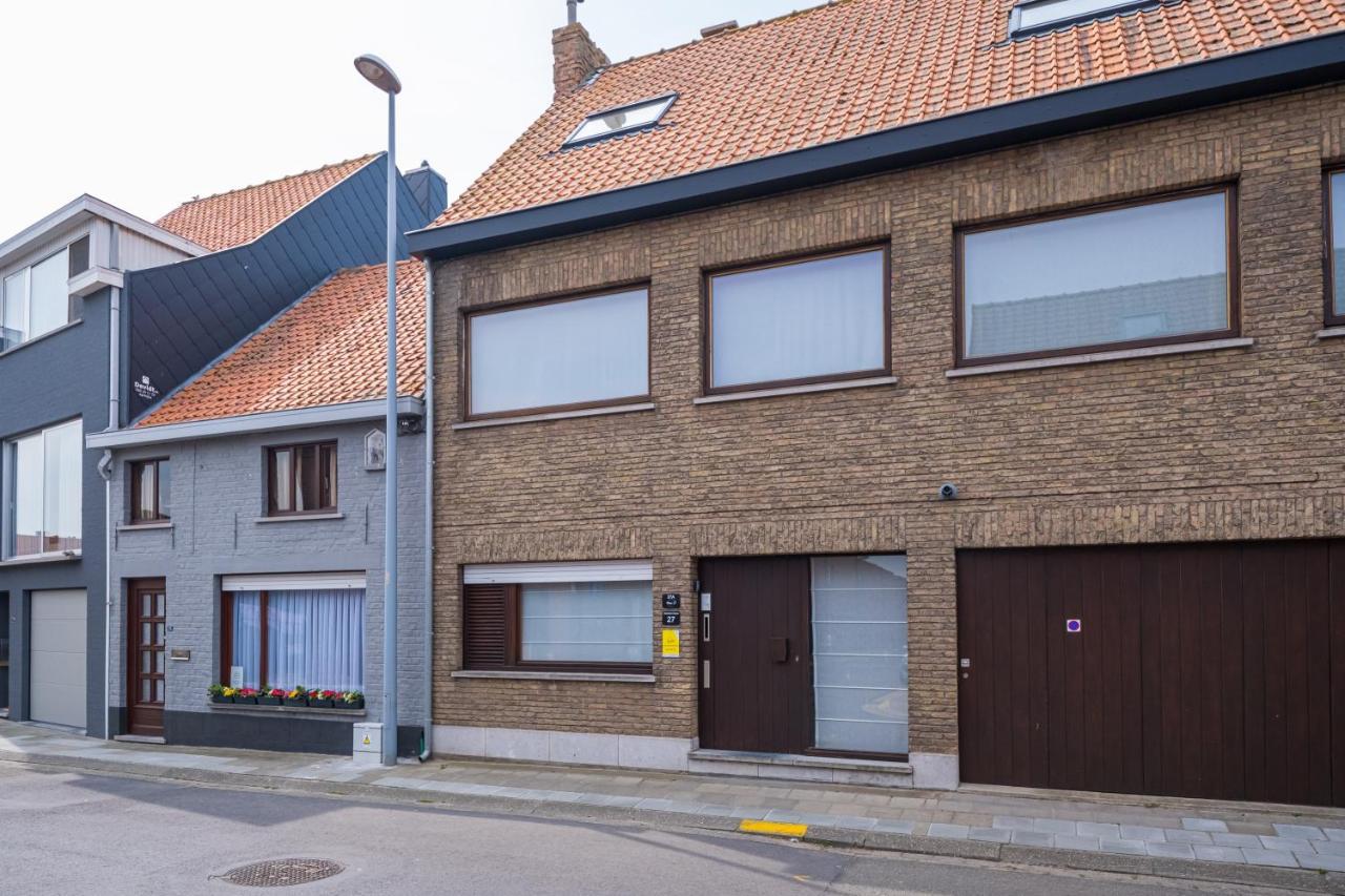 Family Appartement 'Marieo' With Game Room And Outdoor Facilities Gistel Exteriör bild