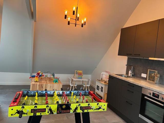 Family Appartement 'Marieo' With Game Room And Outdoor Facilities Gistel Exteriör bild